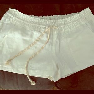 Roxy linen shorts